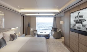 60m Amels ENTOURAGE Owners suite