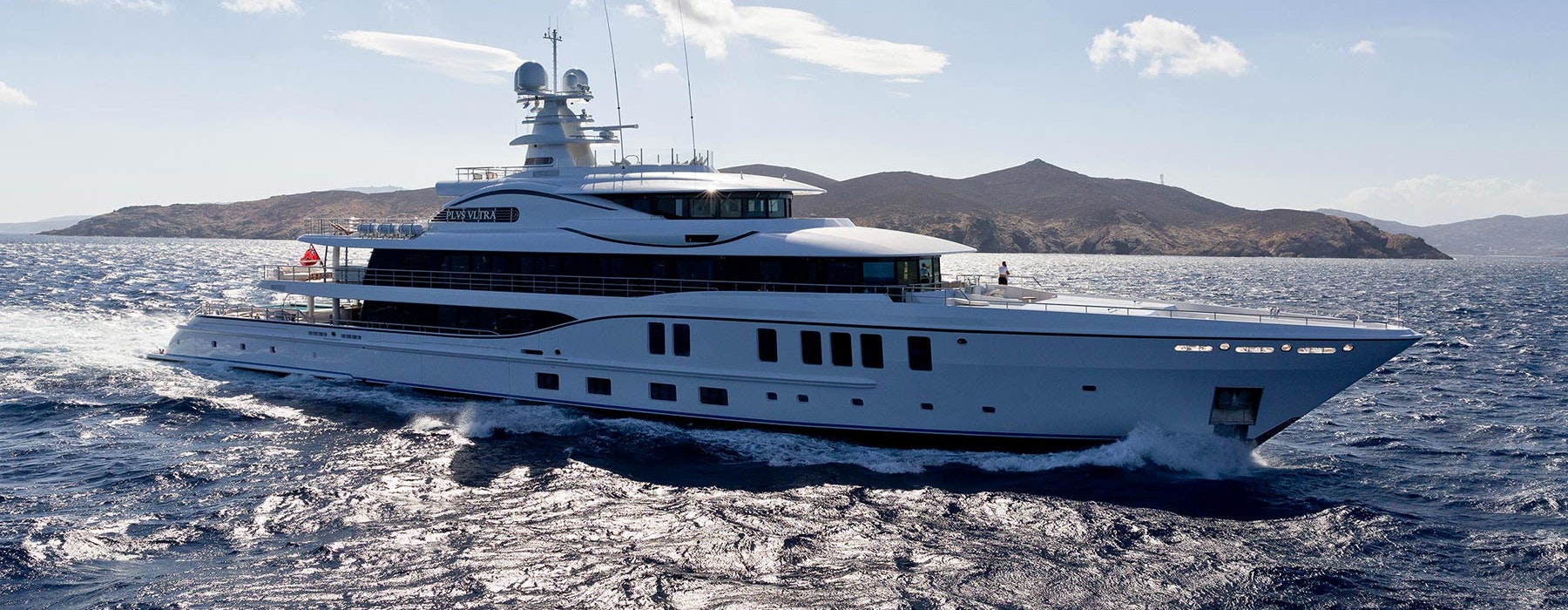 Amels Luxury Yacht PLVS VLTRA Profile
