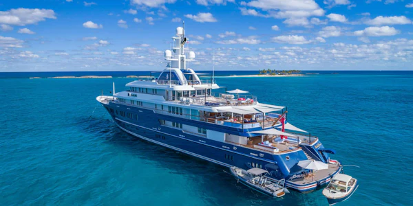 BELLA VITA luxury yacht for charter