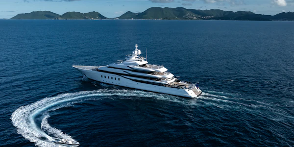 CC-SUMMER Yacht Charter