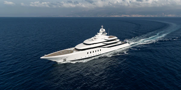 CC-SUMMER Yacht Charter