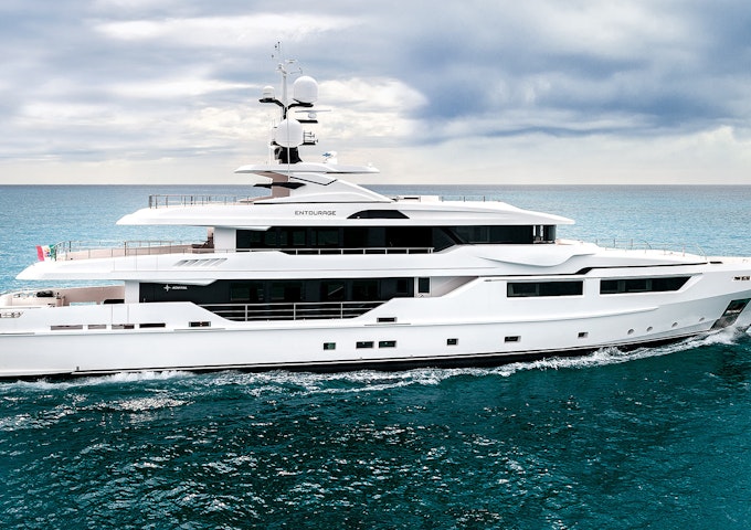 ENTOURAGE Admiral luxury yacht for sale Exterior photo