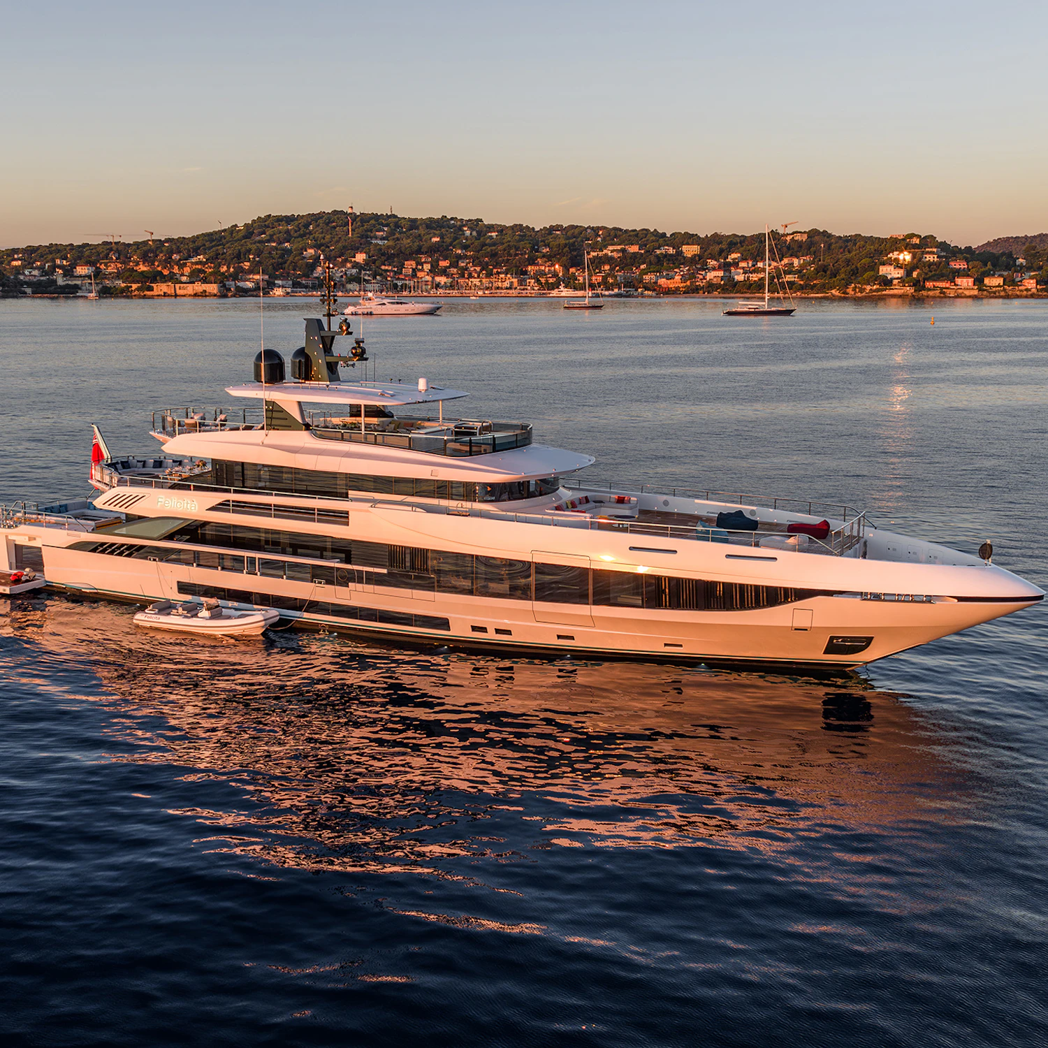 FELICITA Mangusta yacht