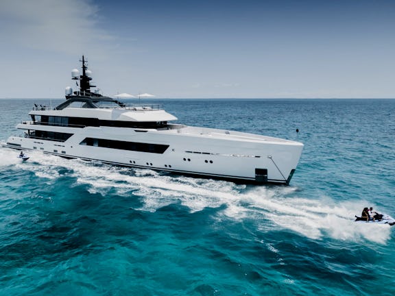 Entourage For Charter