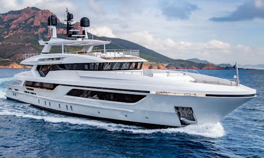 Luxury Yachts For Sale Moran Yacht Ship