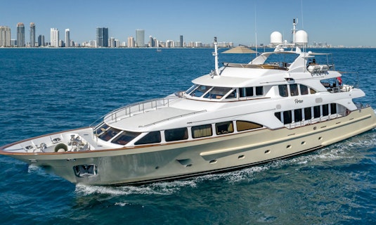 Luxury yacht Benetti VIRTUE for charter