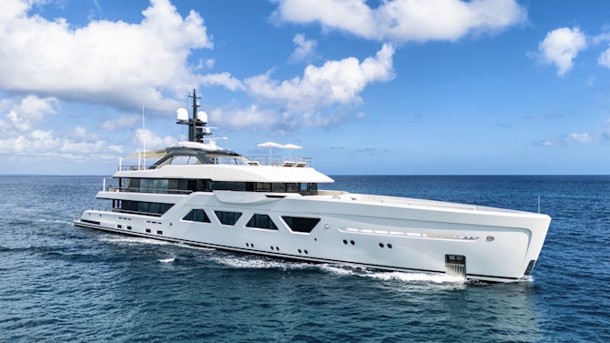 MEMORIES AMELS 60 Yacht for Charter