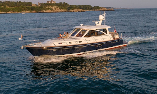 motor yacht hunt 52 KALEEN for sale