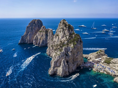 Capri Luxury Motor Yacht Charter - Contact a broker