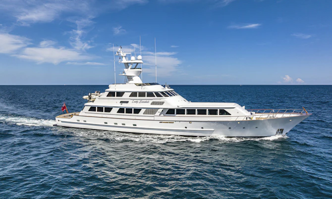 LADY SANDALS FEADSHIP