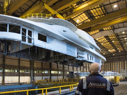 Luxury Yacht Builders & Shipyards - Moran Yacht & Ship