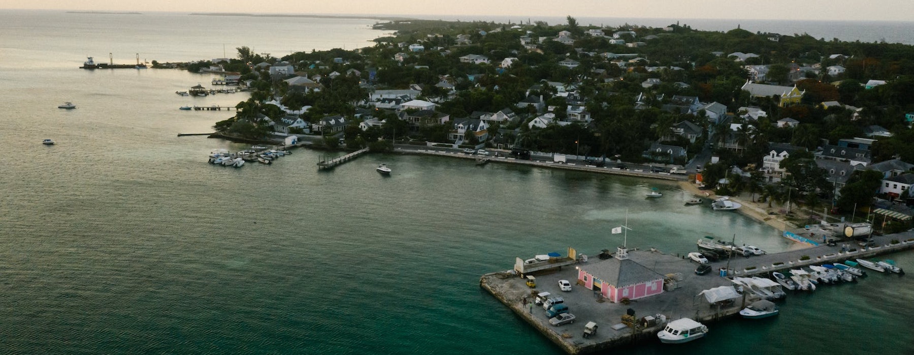 Your Bahamas yacht charter starts with Moran